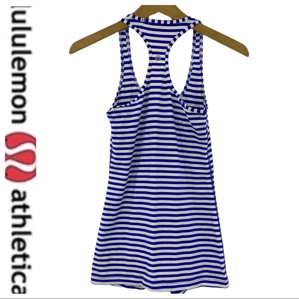 💕SALE💕 Lululemon Blue Striped Razorback Tank Top - Picture 4 of 7